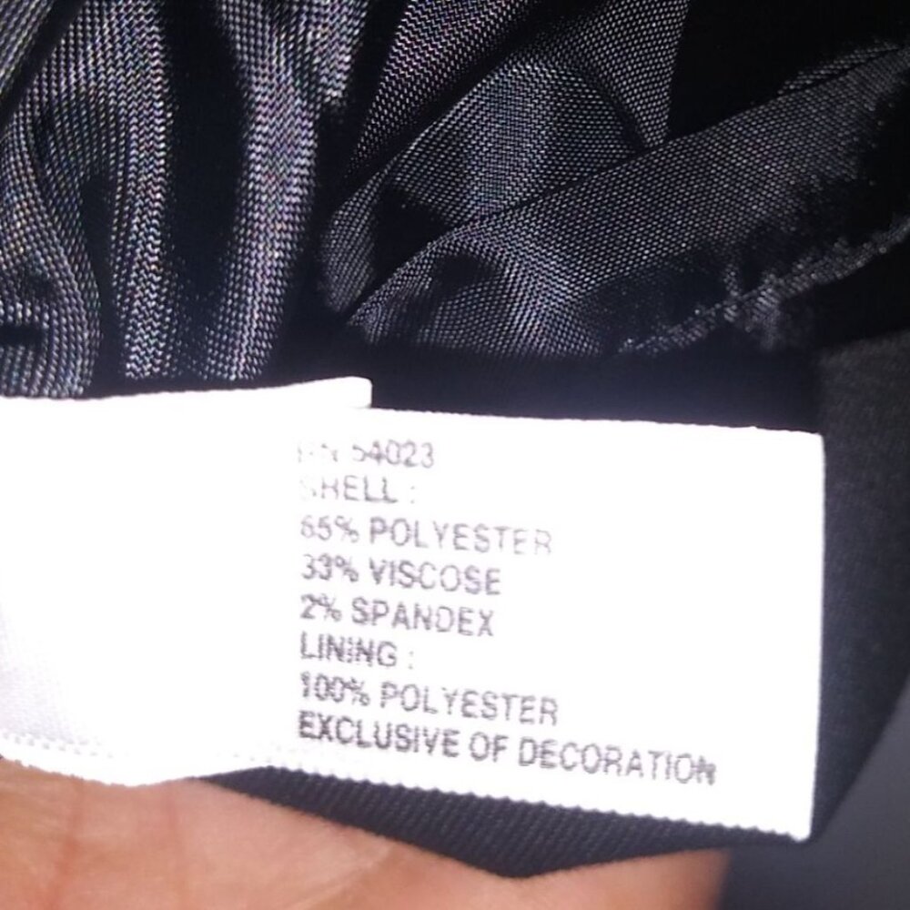 Gap Size 6 Black Skirt Pleated With Front Pockets Lined Zippered Back - Picture 6 of 6